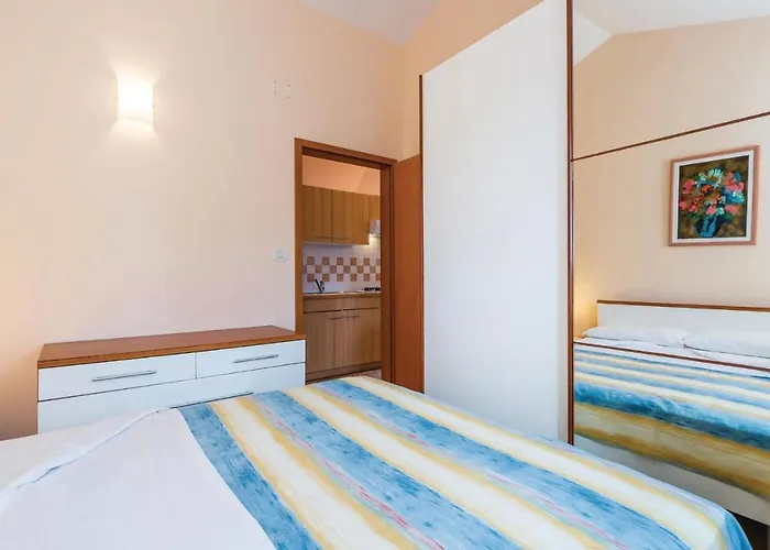 Stunning Apartment In Moscenicka Draga 아파트 Mošćenička Draga