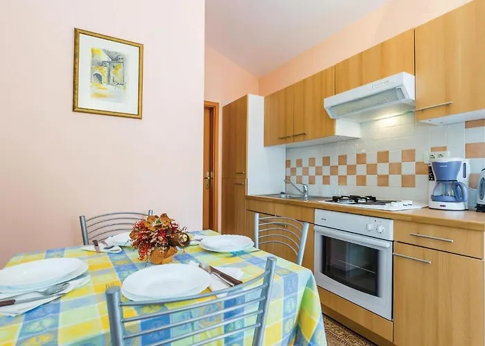 Stunning Apartment In Moscenicka Draga