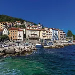 Διαμέρισμα Awesome In